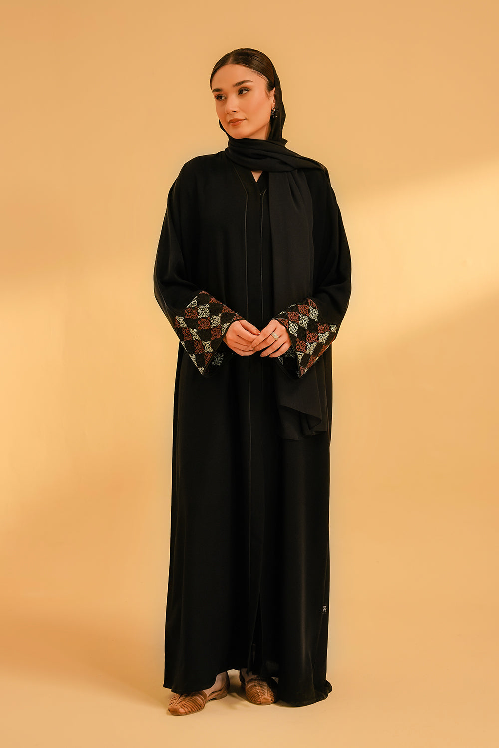 Cuff Embroidered Abaya Set | Black