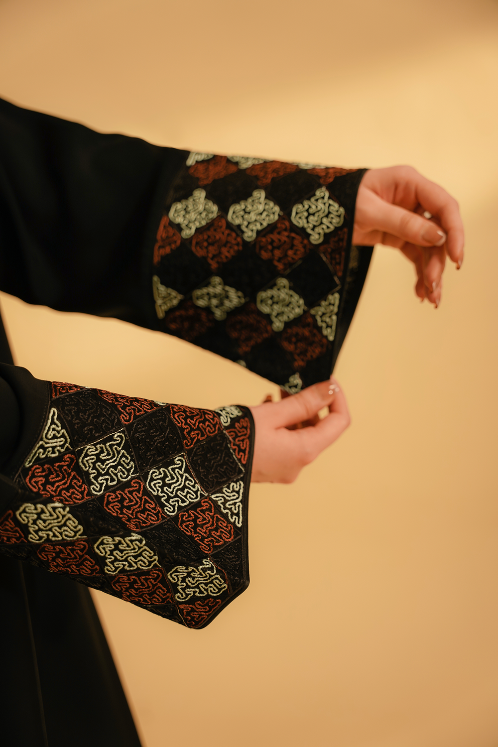 Cuff Embroidered Abaya Set | Black