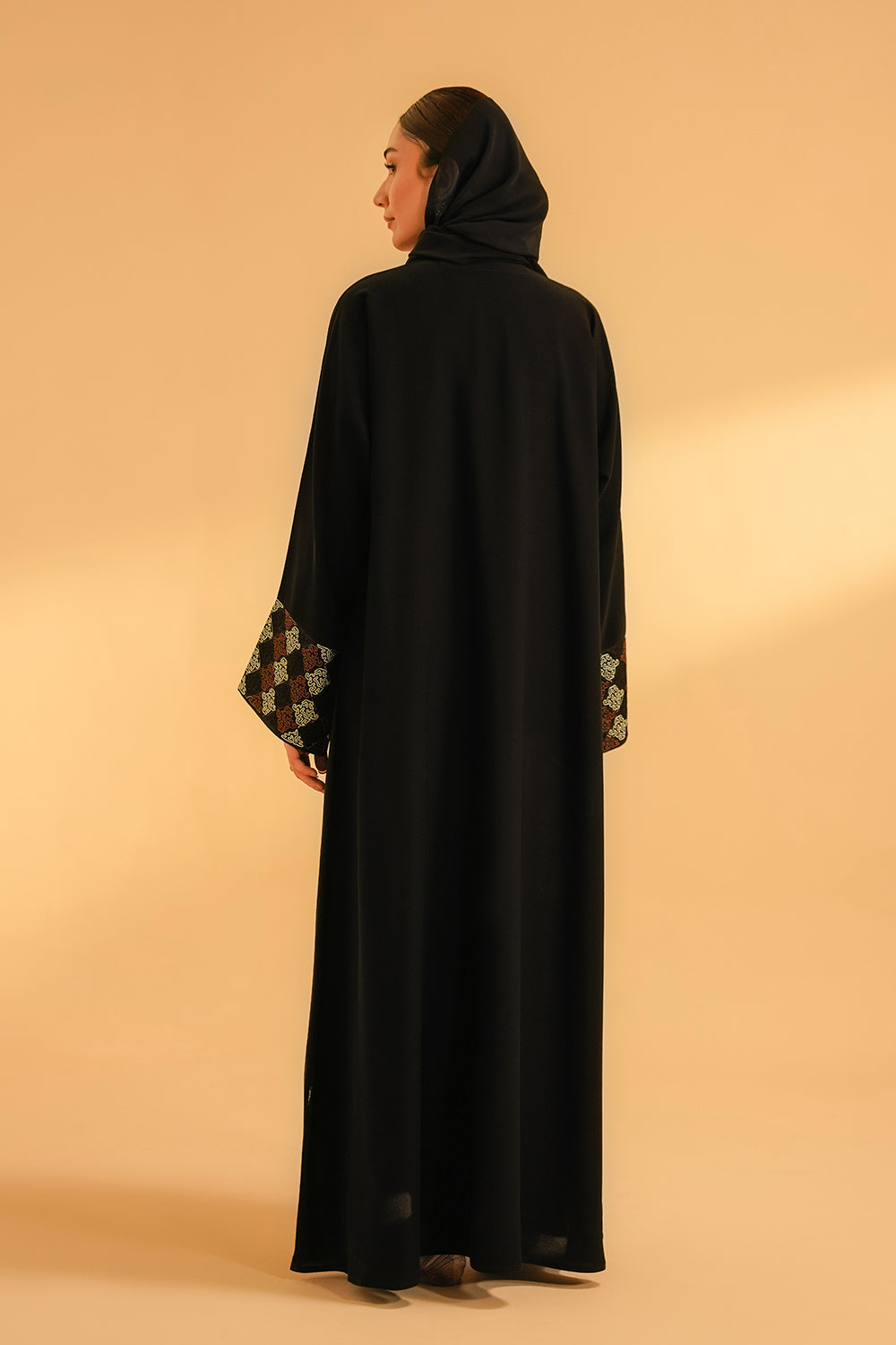 Cuff Embroidered Abaya Set | Black